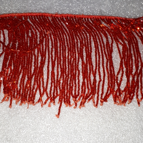 Vintage bugle beads - Picture 2 of 3